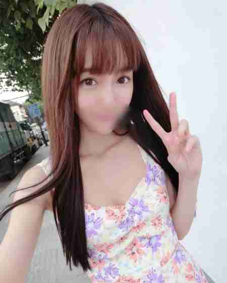 台灣找小姐 C奶校花 音樂系 天然奶 粉紅色奶頭