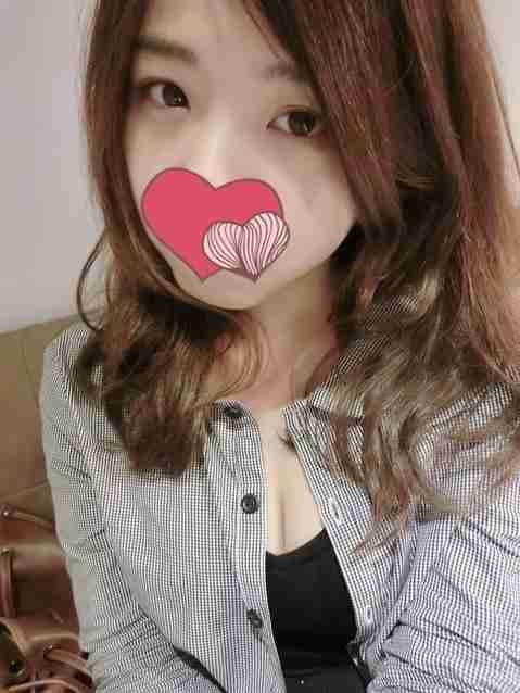 高雄外送茶 設計師 素素 163 50 E 24 5K