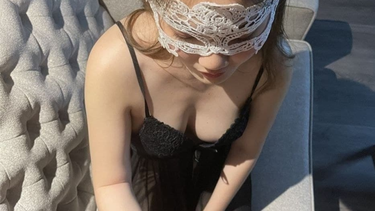 西屯區外送茶 小巧性感的美工 妍妍 房貸壓頂 下海短期兼職